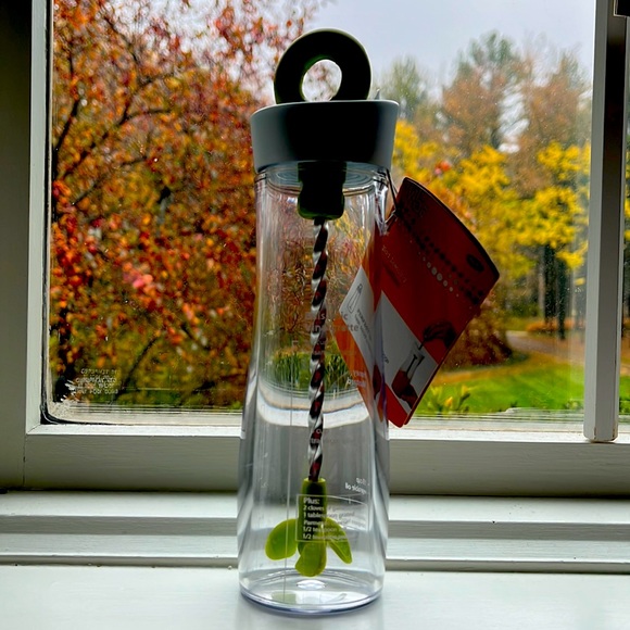 Chef’n Emulsifier for Salad Dressing - Picture 1 of 8